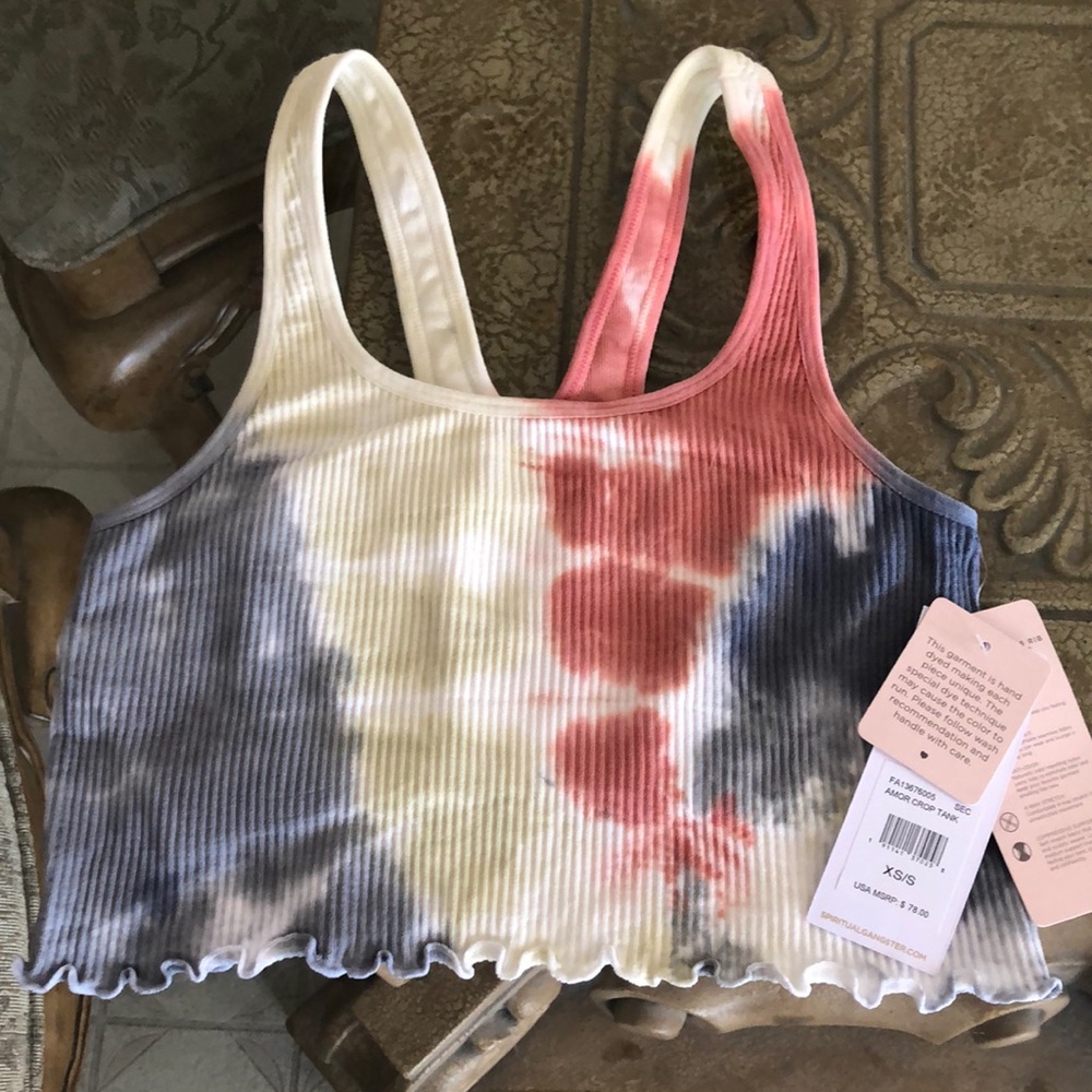 Amor Crop Tank